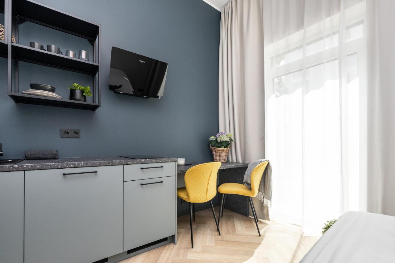 Rare - Self Check-in Miniapartments Apartahotel *